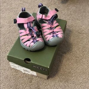 Keen Toddler Hiking Sandals size 8